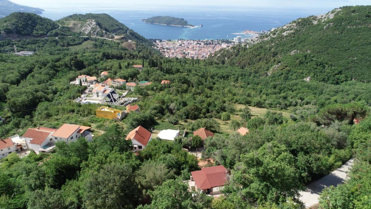 Holiday Home La Musica Budva Eksteriør billede