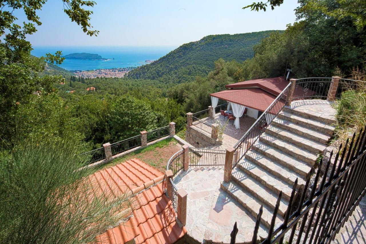 Holiday Home La Musica Budva Eksteriør billede
